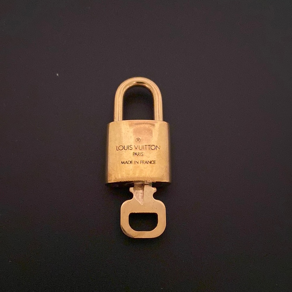 Louis Vuitton Lock and Key Sets - Picture 4 of 4